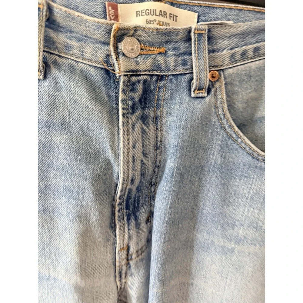 Levis 505 Regular Fit Straight Leg Jeans Light Wash Blue Mens 33x32 Vintage 90s